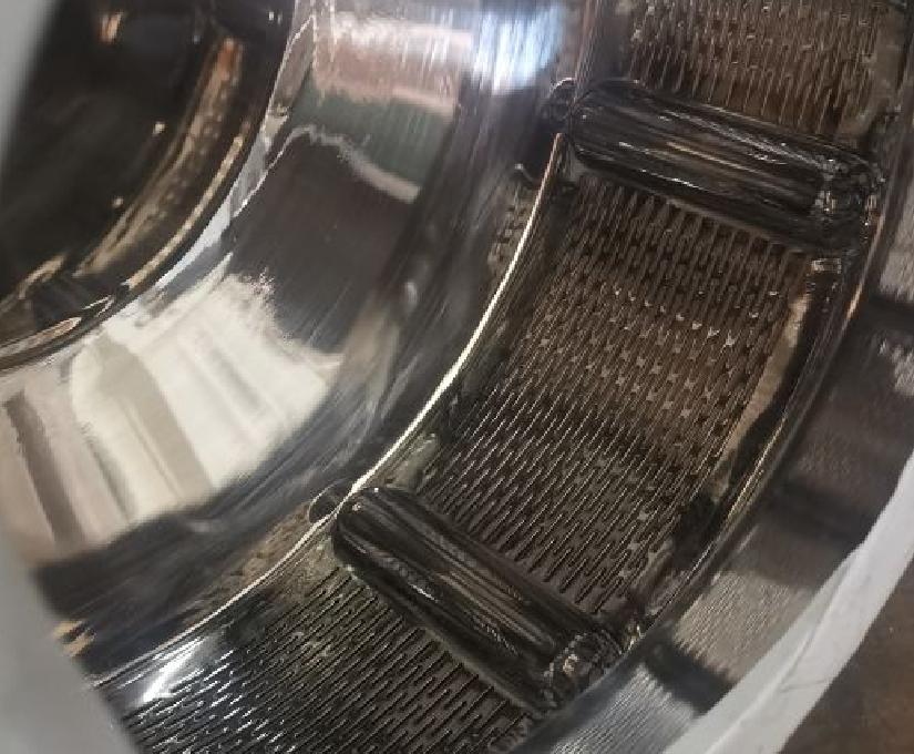 1L Photo of drum guide plate 1L Foto de la placa guía del tambor