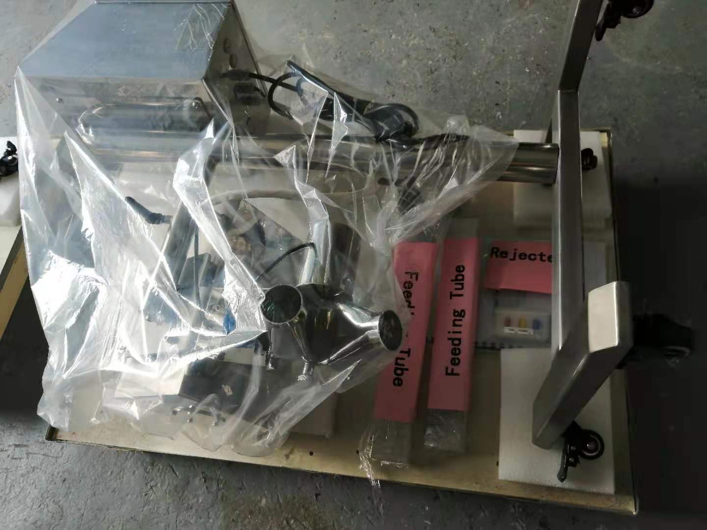 16B6F63A877E43D5AB5105E78383713