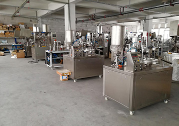 Máquina de llenado de tubos blandos