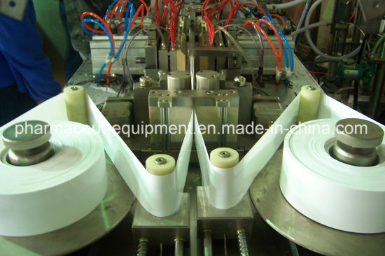 Máquina de formado, llenado y sellado de supositorios de trabajo mecánico de carcasa de aluminio con moldes